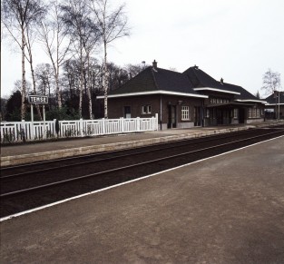Temse - SNCB K04044-011 (2).jpg